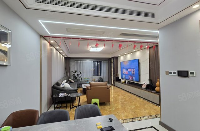 国岳府4室两卫改善优选 送60万装修 免大税 随时看房 急售