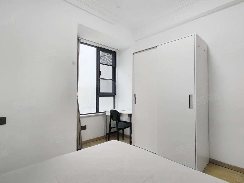 合租｜自己房龥中介可免押！中国中铁金桥璟园 五里墩 可月付