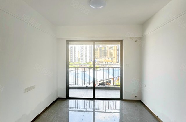 城发榕华里3室2厅70㎡57万二手房图片