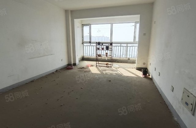 文轩附近新东方龙湾新房未住免大税户型方正免大税