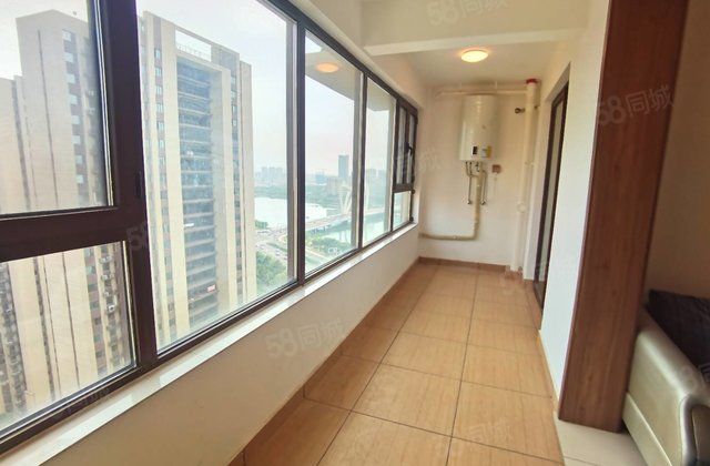 开发区国岳府，清水湾，二实验东昌东校，免大税双阳台！