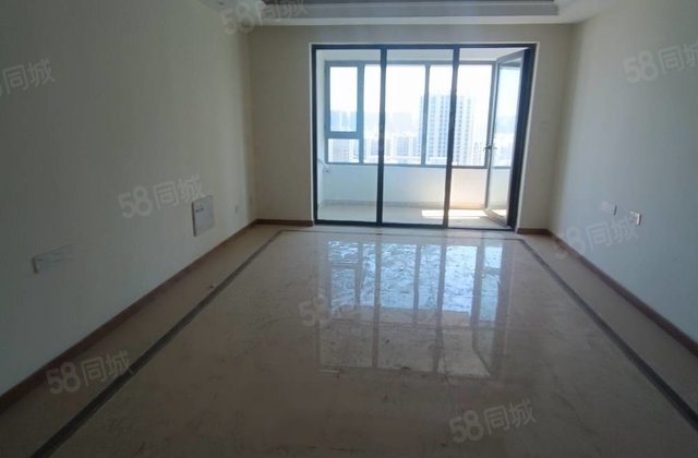 带车位精装新房未住130平98万