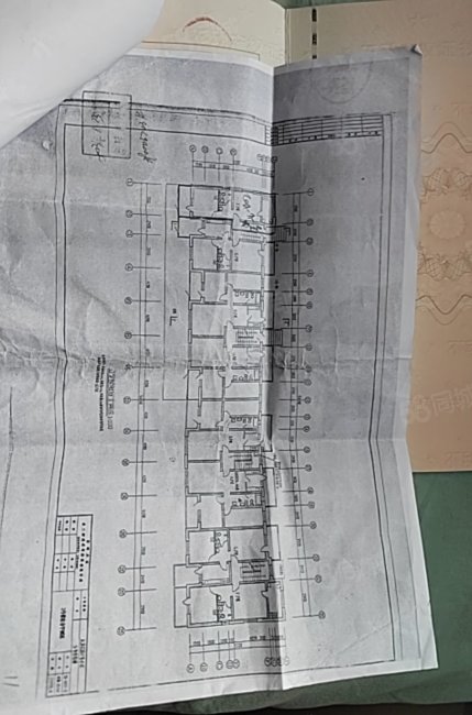 库尔勒市东方花园二号小区1室1厅1卫58㎡南16万