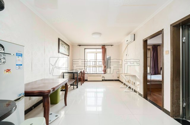 安寧佳園3室2廳1衛(wèi)97.14㎡西南710萬(wàn)