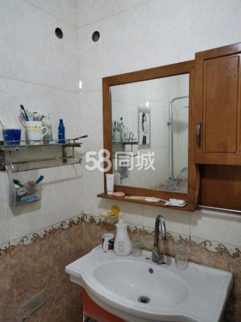 天赐良苑2室2厅1卫92.72㎡南46万