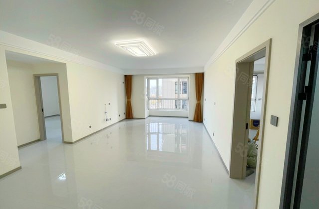 翰林观天下(二期东院)3室2厅137.95㎡155万二手房图片