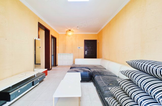 正弘数码公寓2室1厅74.15㎡130万二手房图片