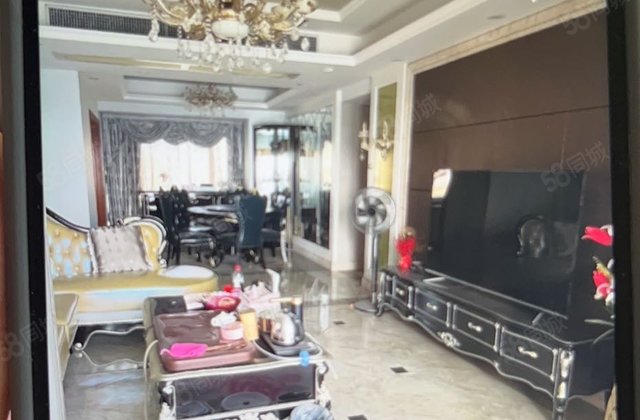 颐澳湾4室2厅146.7㎡138万二手房图片