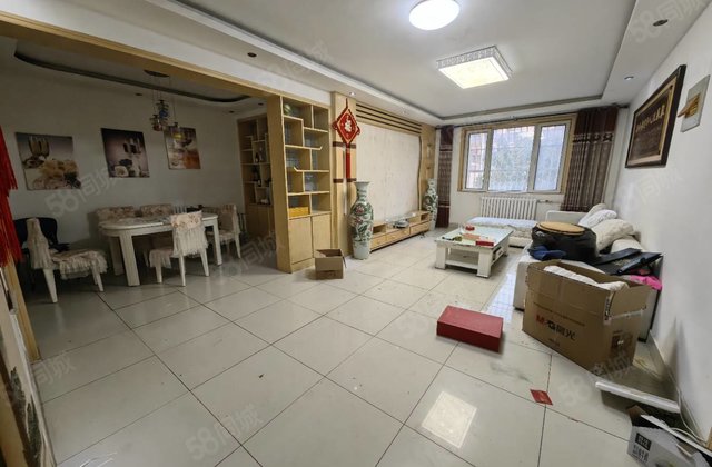 安居康城花园 南北通透 商品住宅 楼层好 满五 医疗配套成熟