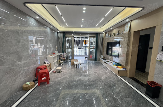 东汇名雅城4室2厅159.16㎡139万二手房图片