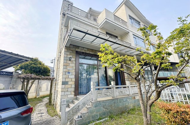 山雨墅6室2厅245.52㎡618万二手房图片