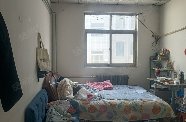 化兴华路东昌，五星百货聊建总公司家属院三室，二楼看房方便。