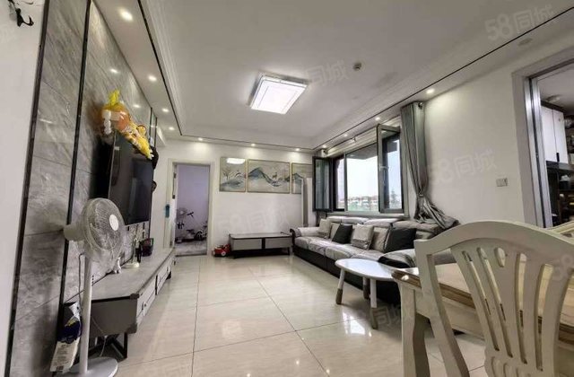 星光和园精装婚房，三室两卫带车位储藏室