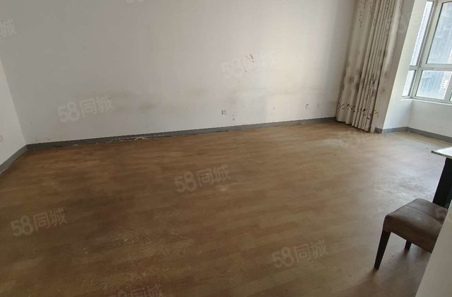 星光东昌丽都(南区) 楼龄新 商品住宅 双卫格局