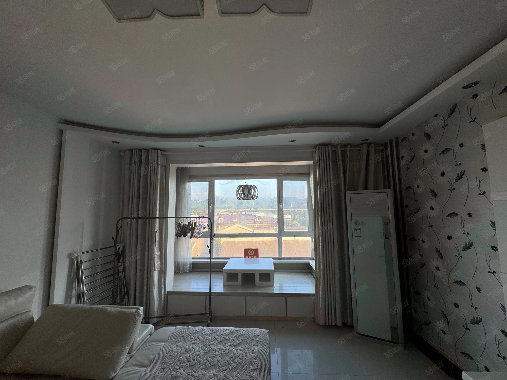 柏林山水3室2廳2衛(wèi)128.58㎡南北221萬(wàn)