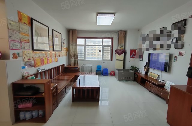 孟达国际新城A3区3室，带车位储藏室，三室朝阳。免