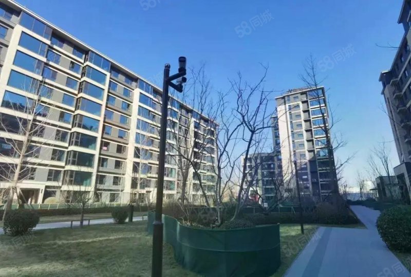 公園和御3室2廳2衛(wèi)115㎡南北330萬