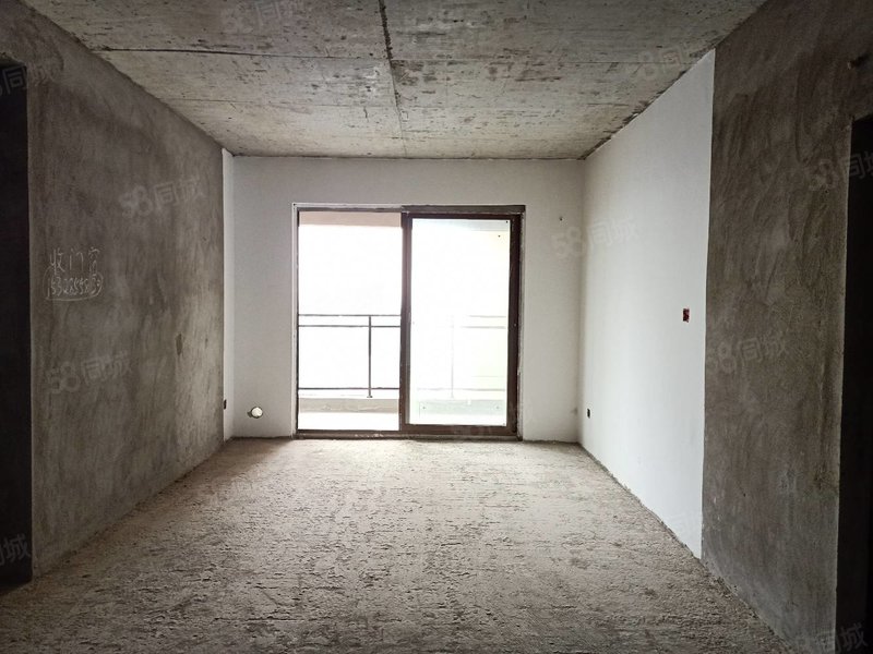 武胜京熙国际步行街东方红初中旁交通便利新 区房即买即装新小区