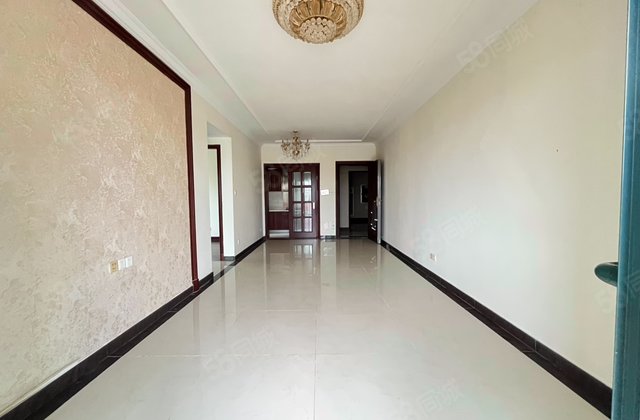 恒大御景湾2室2厅82㎡58万二手房图片