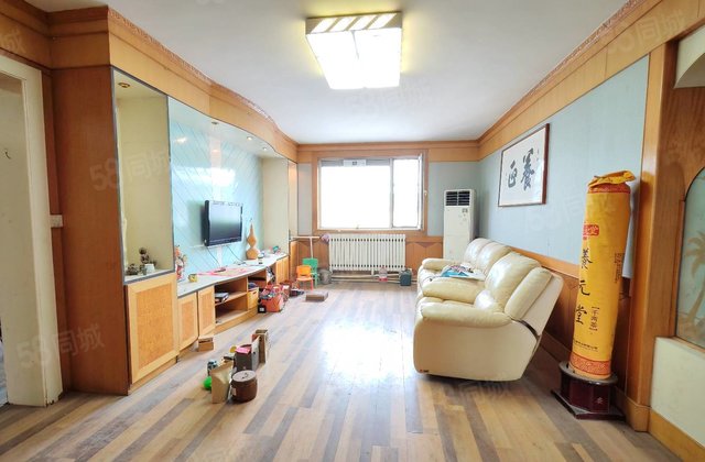 急售 老文轩 东关 大平层 带地上车库和储藏室 闸北小区