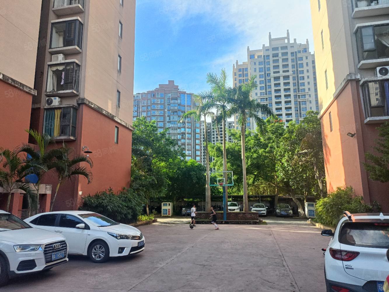 紫泉花坊1室1厅1卫46㎡南北90万