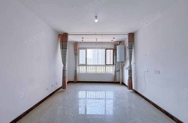 民生10号院 三室 带车储 单价7开头 免大税