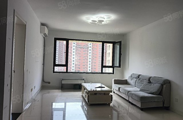 百合新城锦兰园 三室两卫 带储藏室 免大税  三叶草户型实验