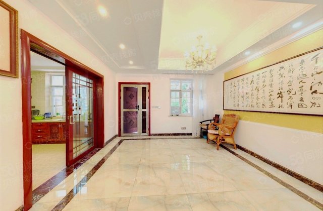 成都后花园1期6室2厅298.2㎡555万二手房图片