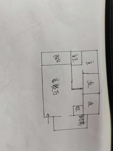 沙龙花园3室2厅2卫142㎡南北108万