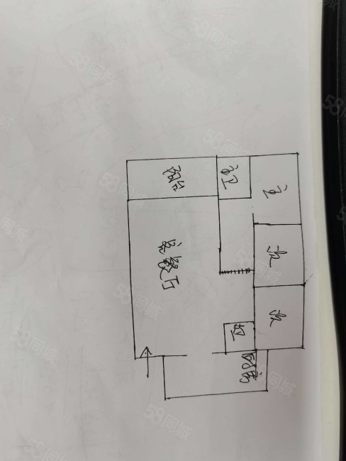 沙龙花园3室2厅2卫142㎡南北108万