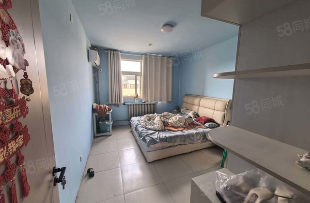 七中 怡景 露台 四室 三室朝阳 双阳台 停车方便 带储