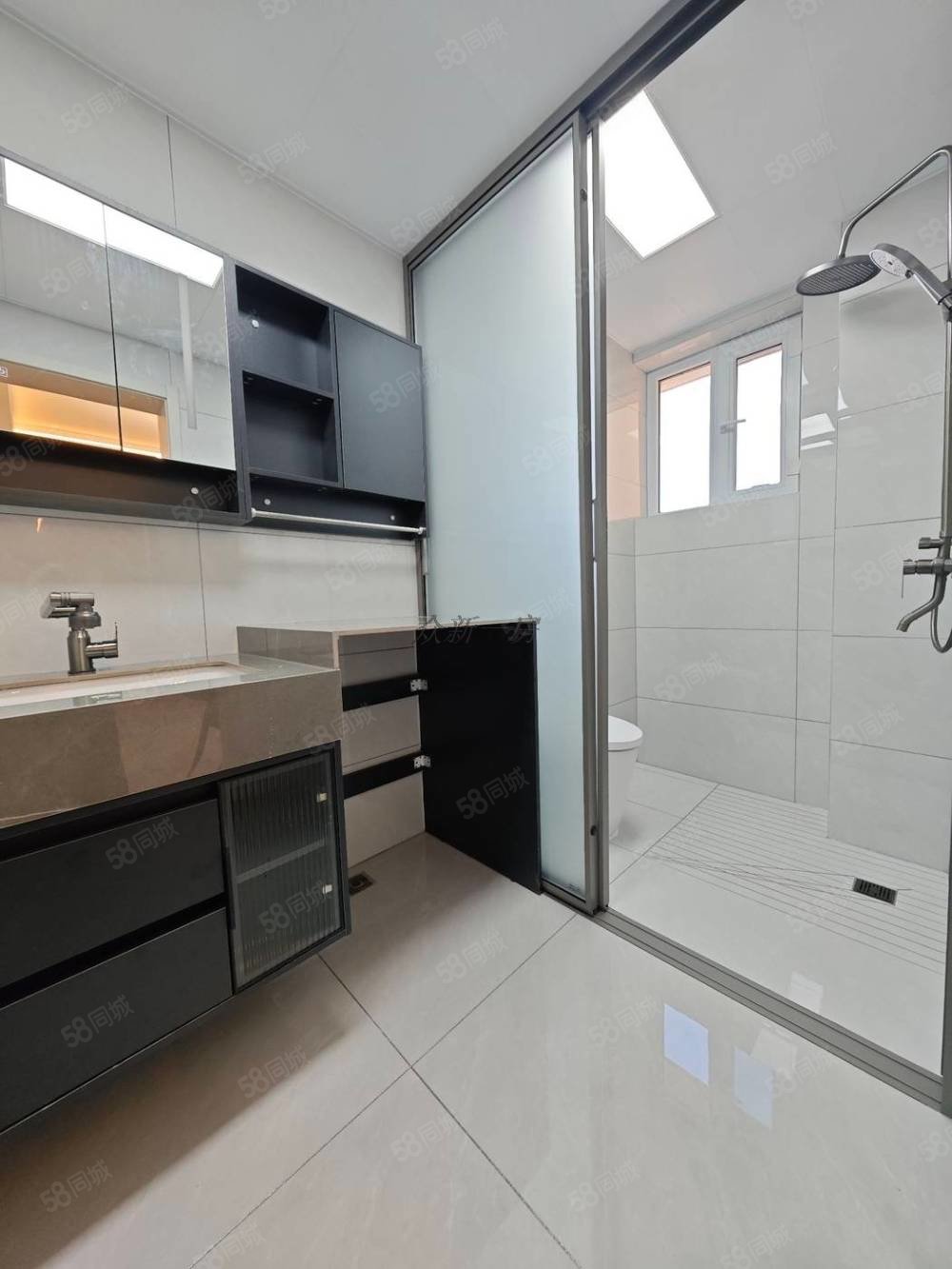 青湖铭城2室2厅1卫90.2㎡南北35万