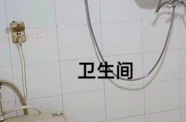 滨江街100号小区2室1厅107.59㎡35万二手房图片