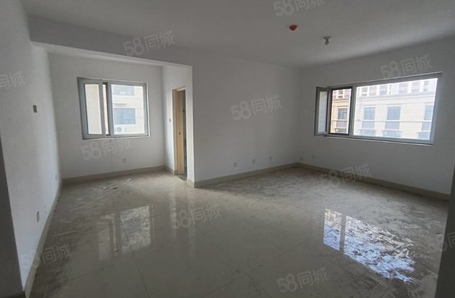 二中陈口小区  三室两卫全新房 商业配套齐全