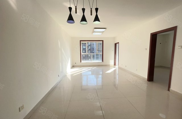 采光好着哩 双卫 前后花园 挨水晶丽城 水岸花语 送储可按揭