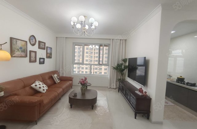 海润公园 万达 汽车总站 香江附近 精装三室 商品房