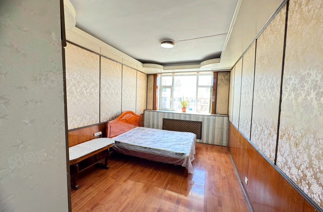 东朝阳胡同小区3室1厅88㎡99万二手房图片