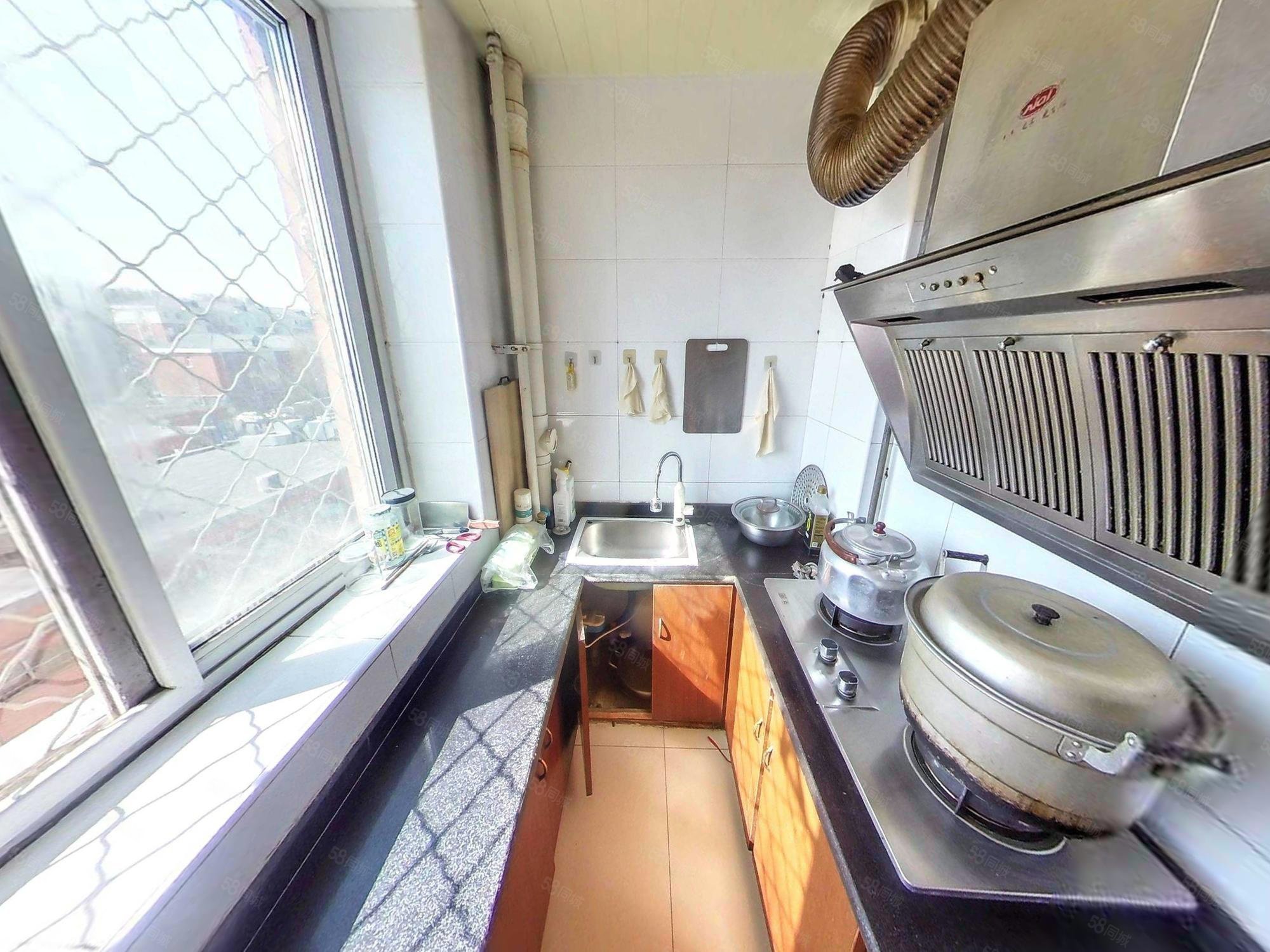 團(tuán)河苑小區(qū)2室1廳1衛(wèi)55.97㎡東南118萬