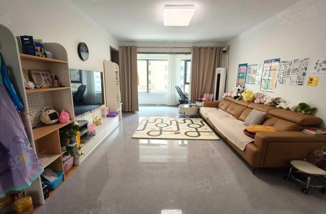 文轩 急售 金裕新城  双卫  南北通透 三叶草 车储