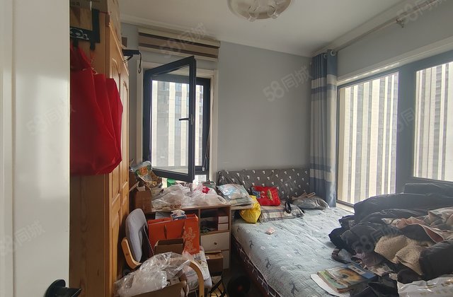 (真实保证)荣盛锦绣学府3室