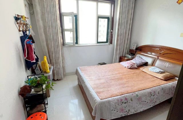 房东急售 欧景丽都 三室一厅 免大税 带储藏室 七中东临