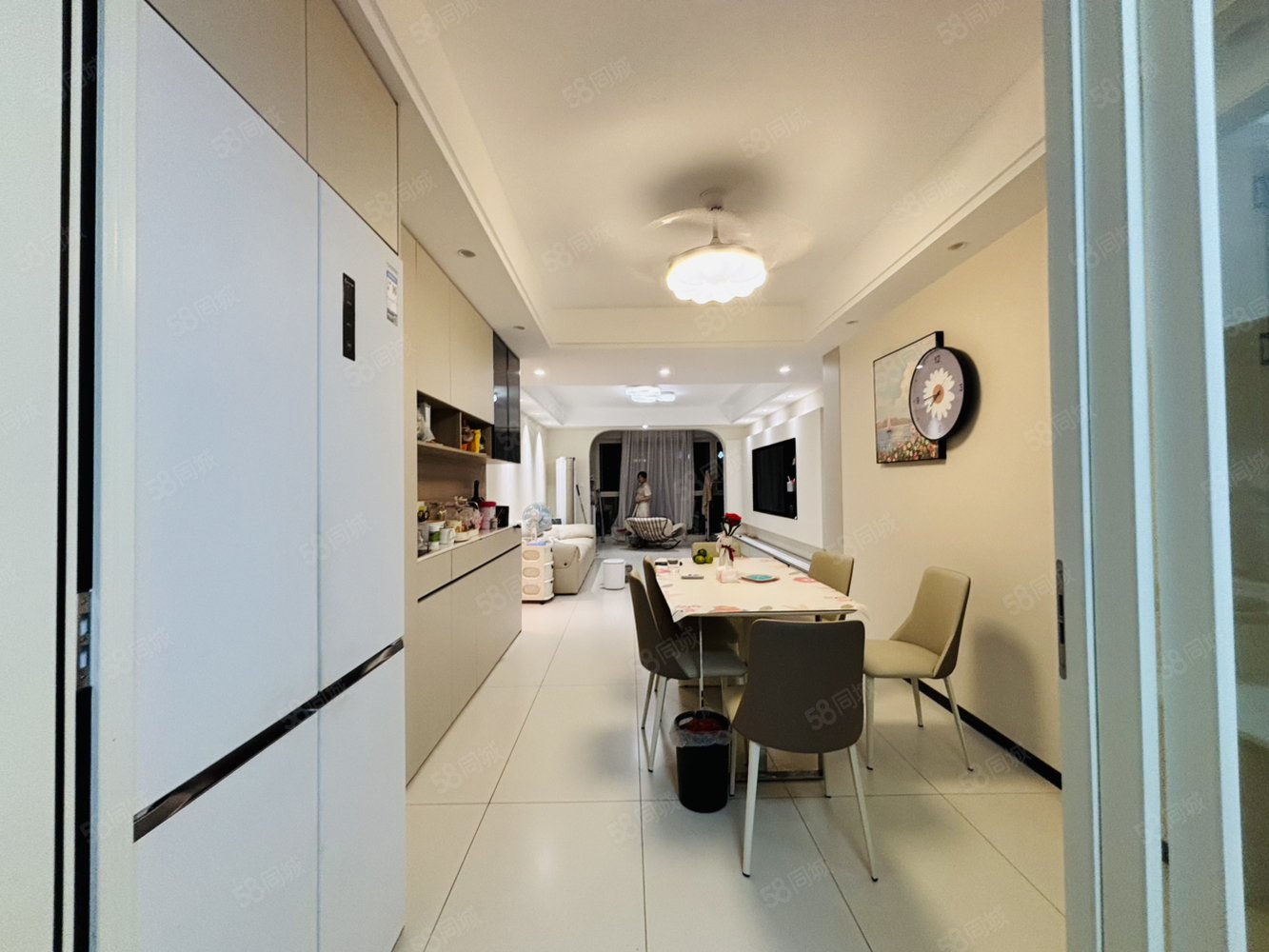 华地开元4室2厅2卫133㎡南北75万