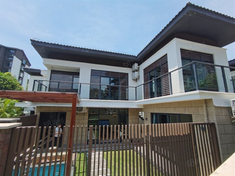 独门独院别墅,入户带温泉院, 纯地上两层院子65平