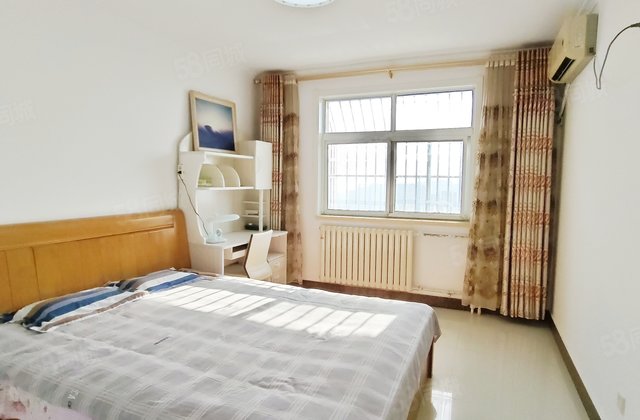 高楼层采光充足 朝南 出行方便  刚需两居