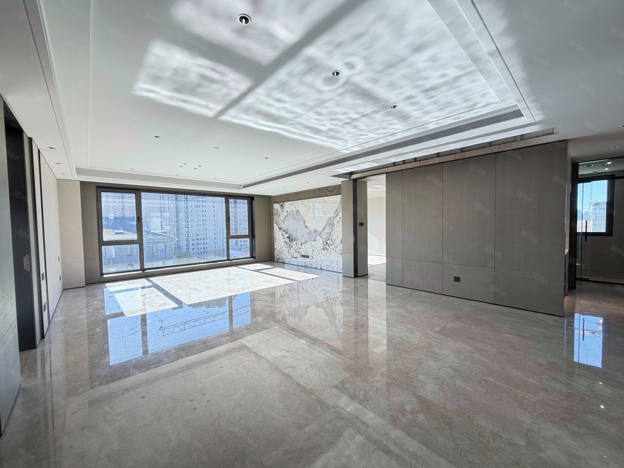 中建宸園4室2廳3衛(wèi)170㎡南北1520萬