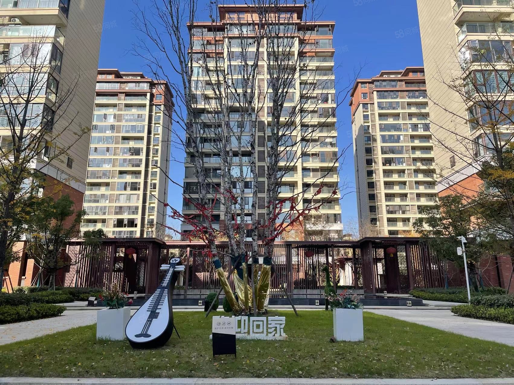 万创御香 毛坯三室,环境好,采光好 业主急售,万创御香山-淮南58同城