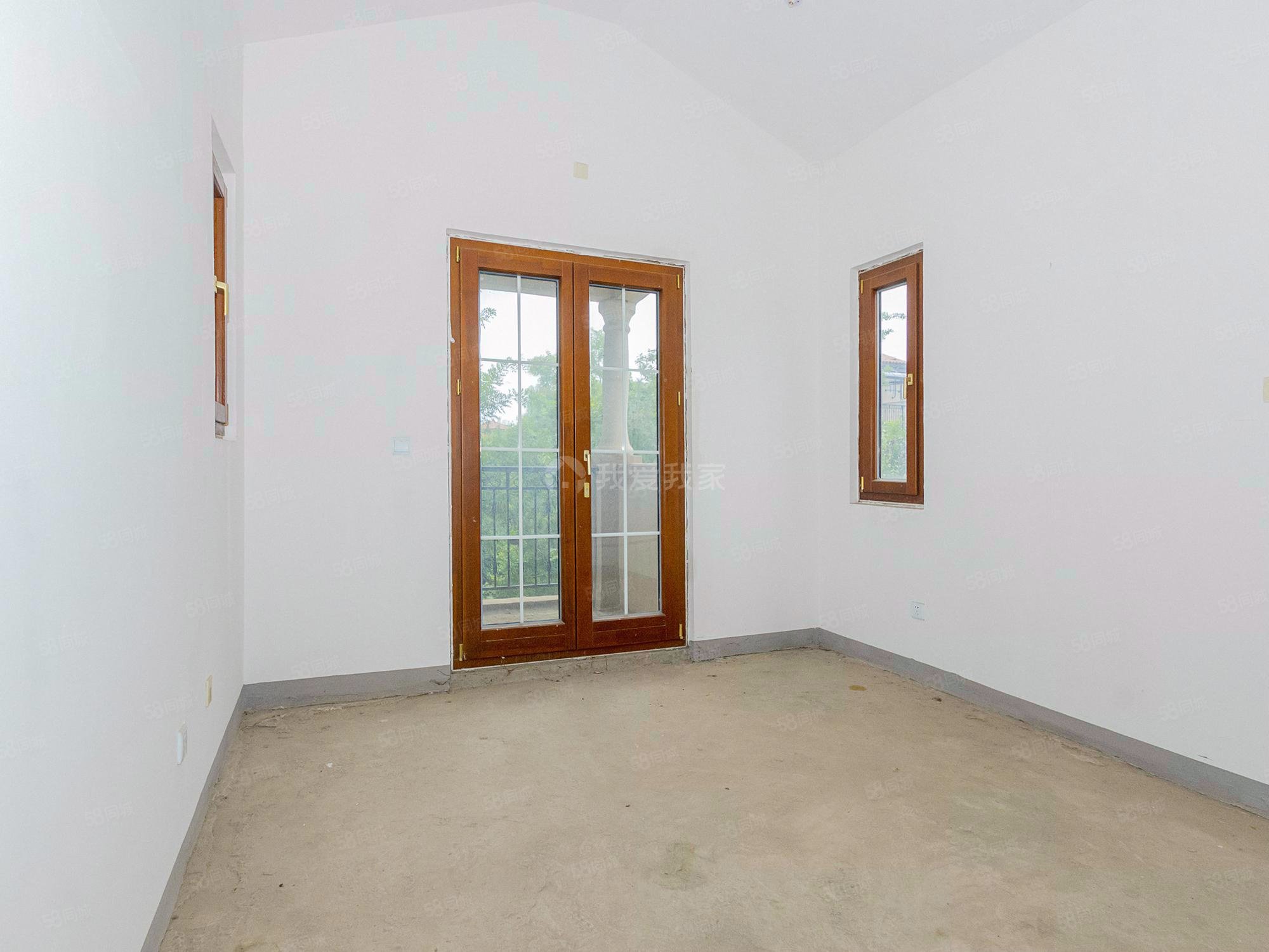 御湯山熙園8室3廳4衛(wèi)455.27㎡南北1280萬(wàn)