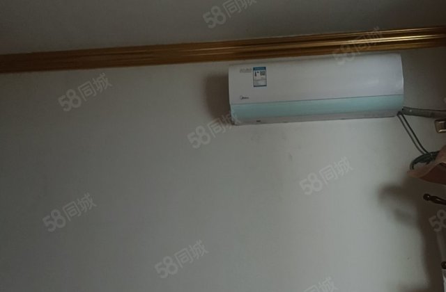 雁山新城4室2厅143.75㎡66.7万二手房图片
