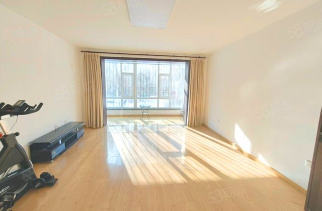 吉大家属楼3室2厅135㎡88万二手房图片