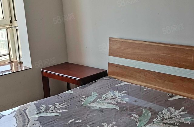 京都首府2室1厅88㎡64万二手房图片